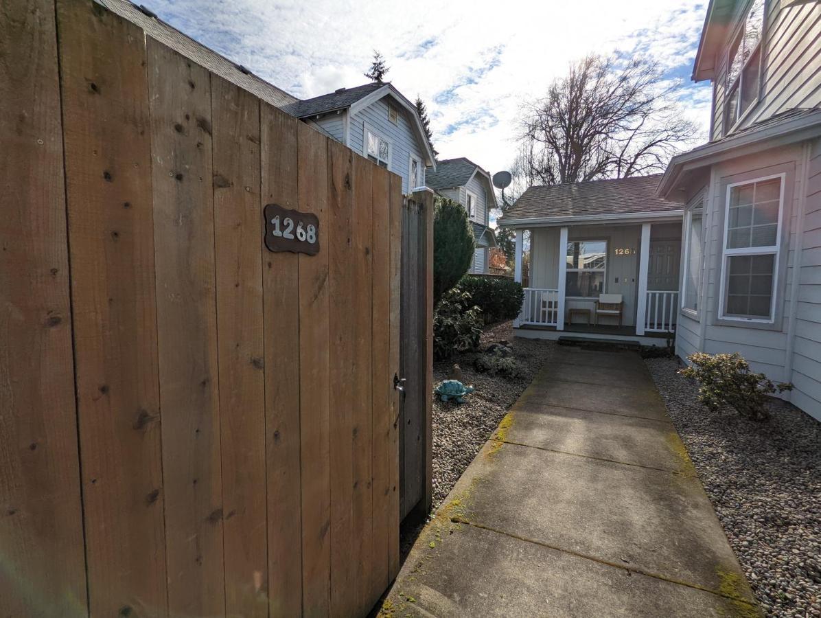 Contemporary 2-Bedroom Close To Downtown, Dining Eugene Kültér fotó